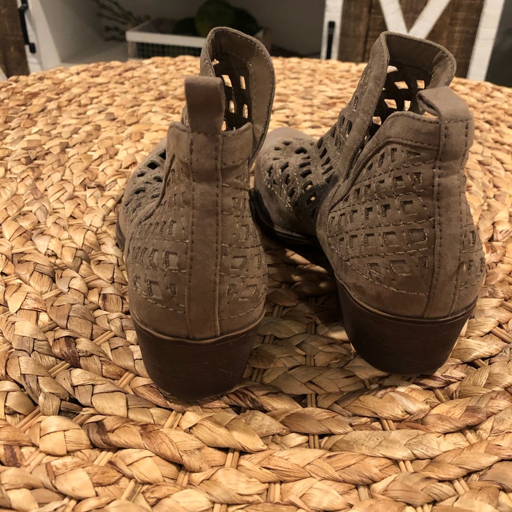 Mossimo Dillion Lasercut Split Booties - image 8